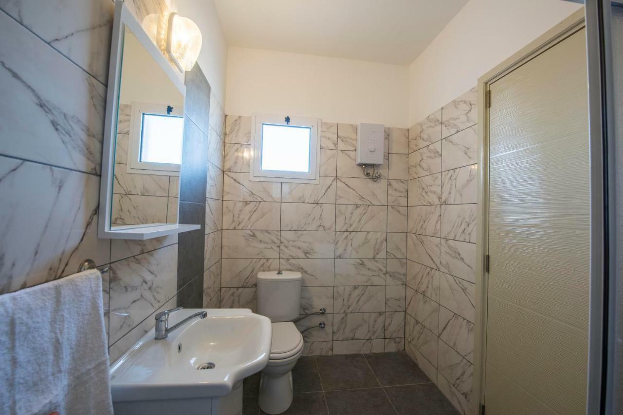 Deniz Airport Suites Nicosie Extérieur photo