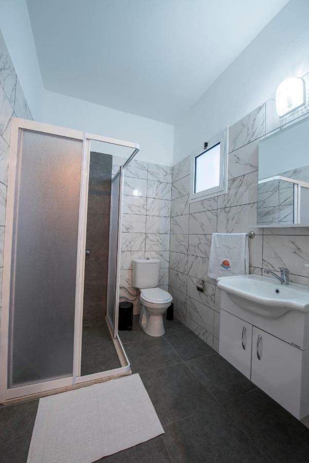 Deniz Airport Suites Nicosie Extérieur photo
