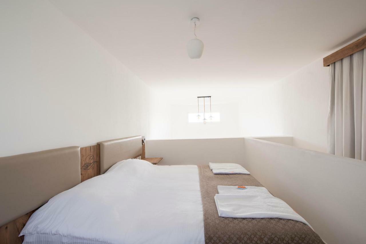 Deniz Airport Suites Nicosie Extérieur photo